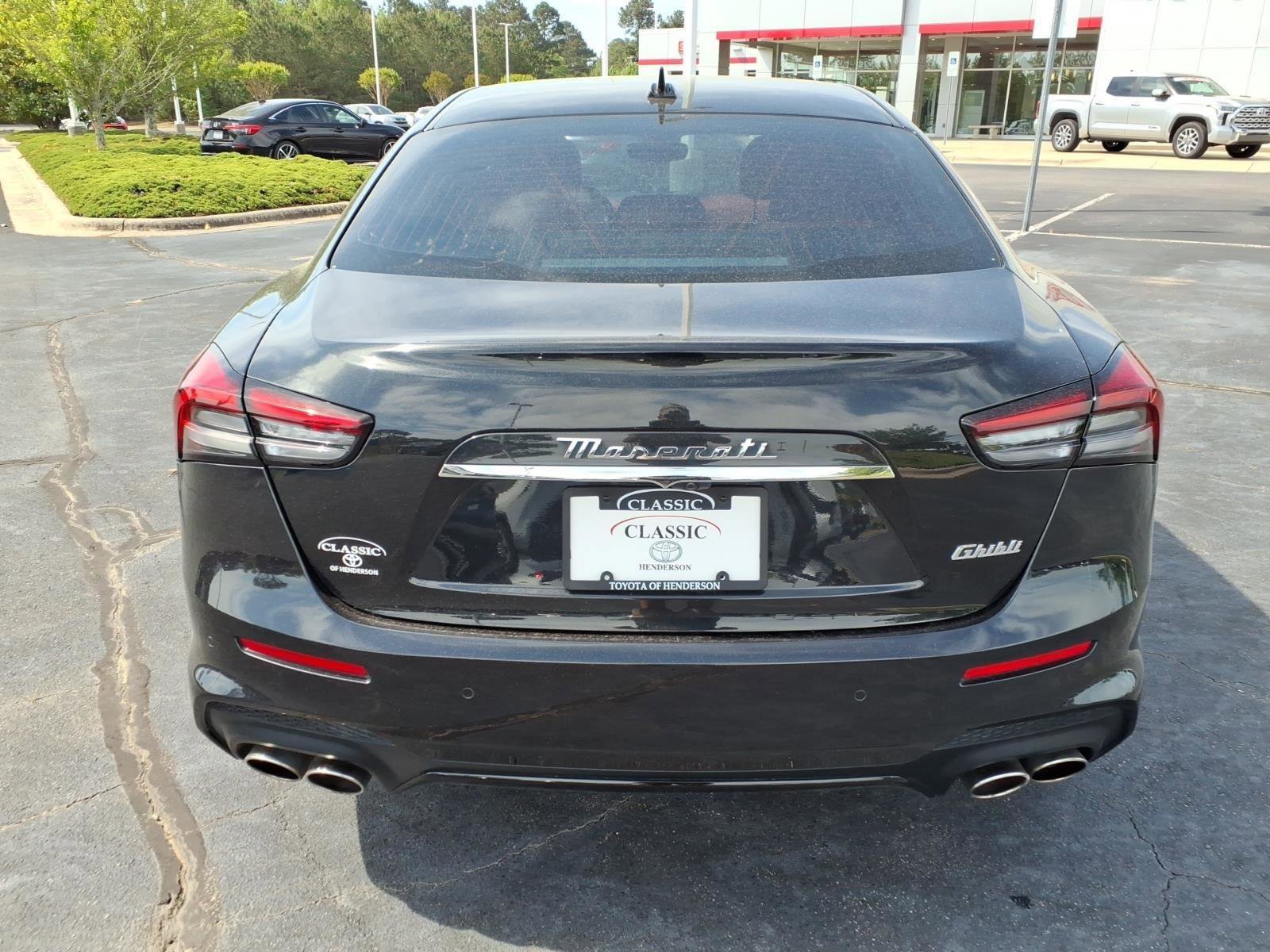 Used 2022 Maserati Ghibli Modena RWD image 14