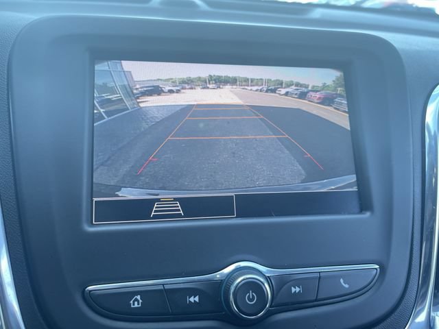 Certified 2023 Chevrolet Equinox LS w/ Driver Confidence II Package FWD image 15