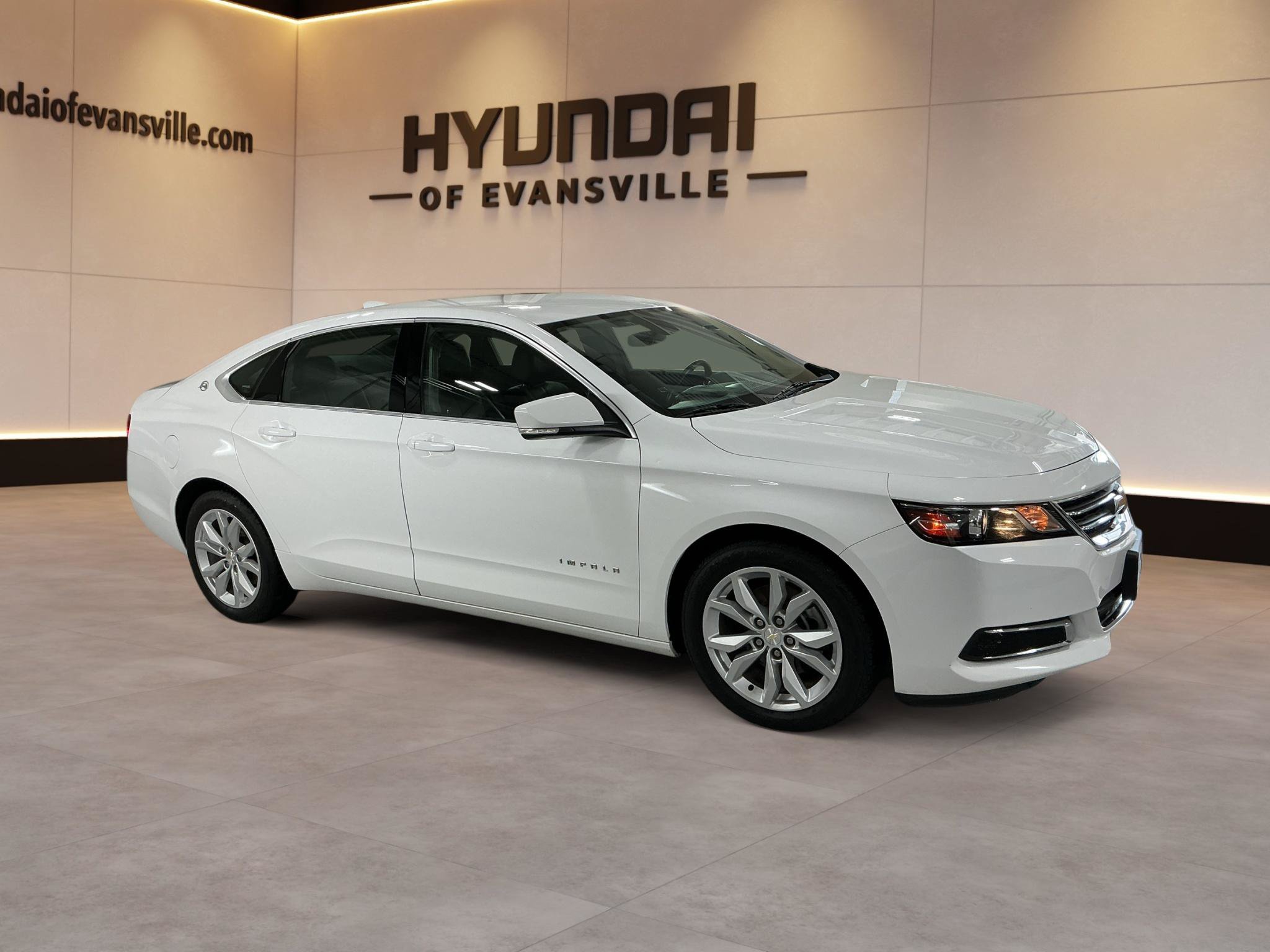 Used 2016 Chevrolet Impala LT FWD image 4
