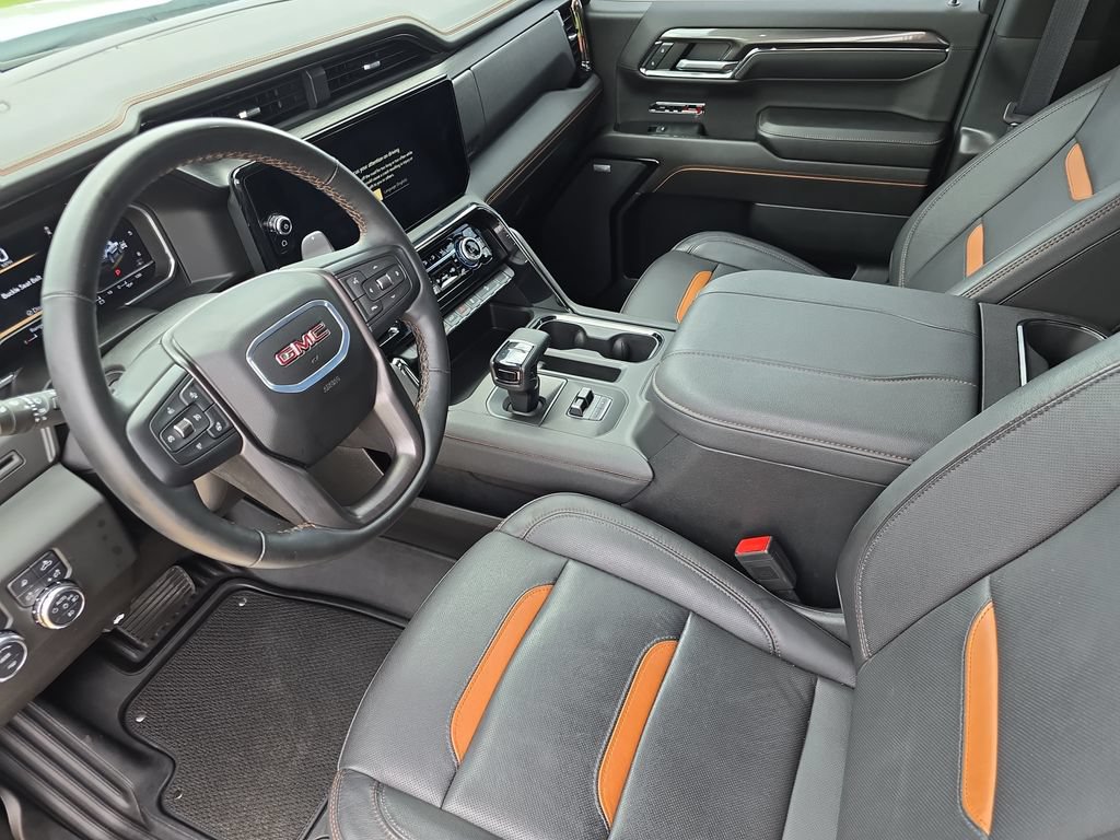 Used 2024 GMC Sierra 1500 AT4 w/ AT4 Premium Package AWD/4WD image 17