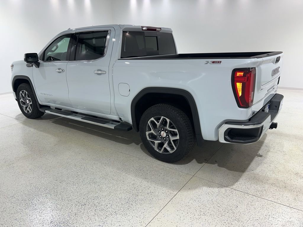 Used 2026 GMC Sierra 1500 SLT w/ SLT Premium Plus Package image 3