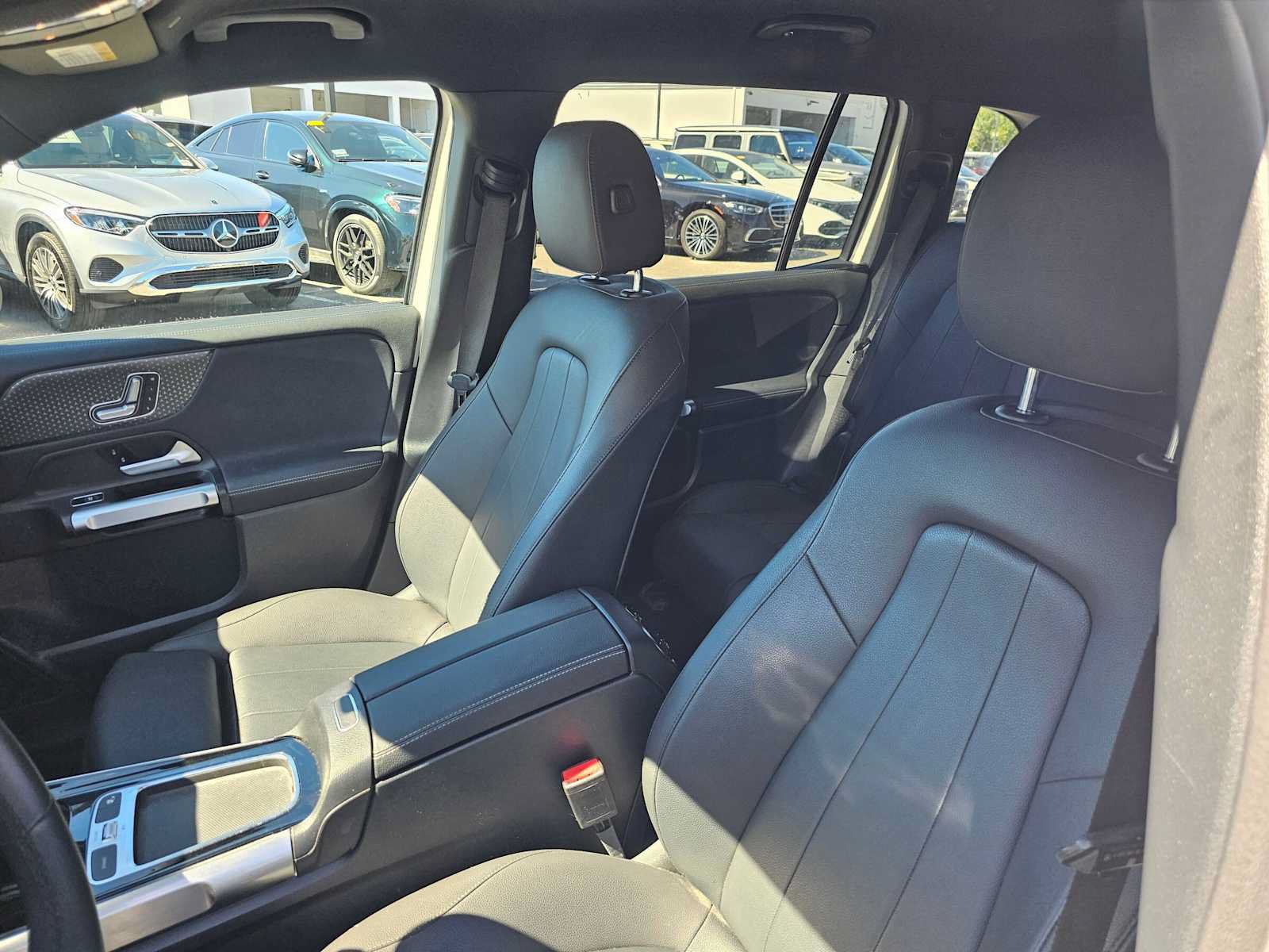 Used 2024 Mercedes-Benz EQB 250+ image 22