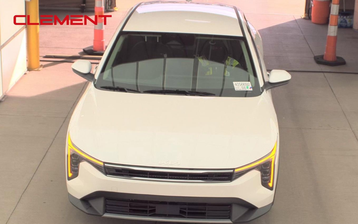 Used 2025 Kia K4 EX image 4