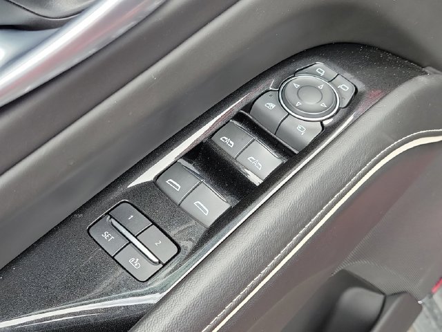 Used 2023 Cadillac Escalade Sport Platinum AWD/4WD image 25