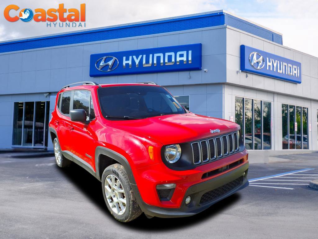 Used 2022 Jeep Renegade Latitude w/ Sun/Sound Group image 1