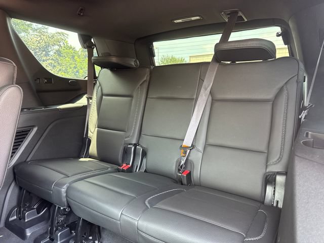 Used 2023 GMC Yukon Denali AWD/4WD image 12