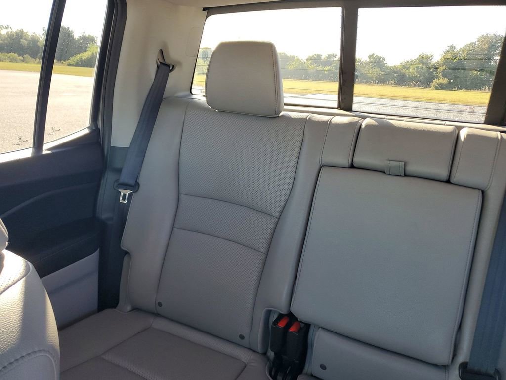 Used 2019 Honda Ridgeline RTL image 12