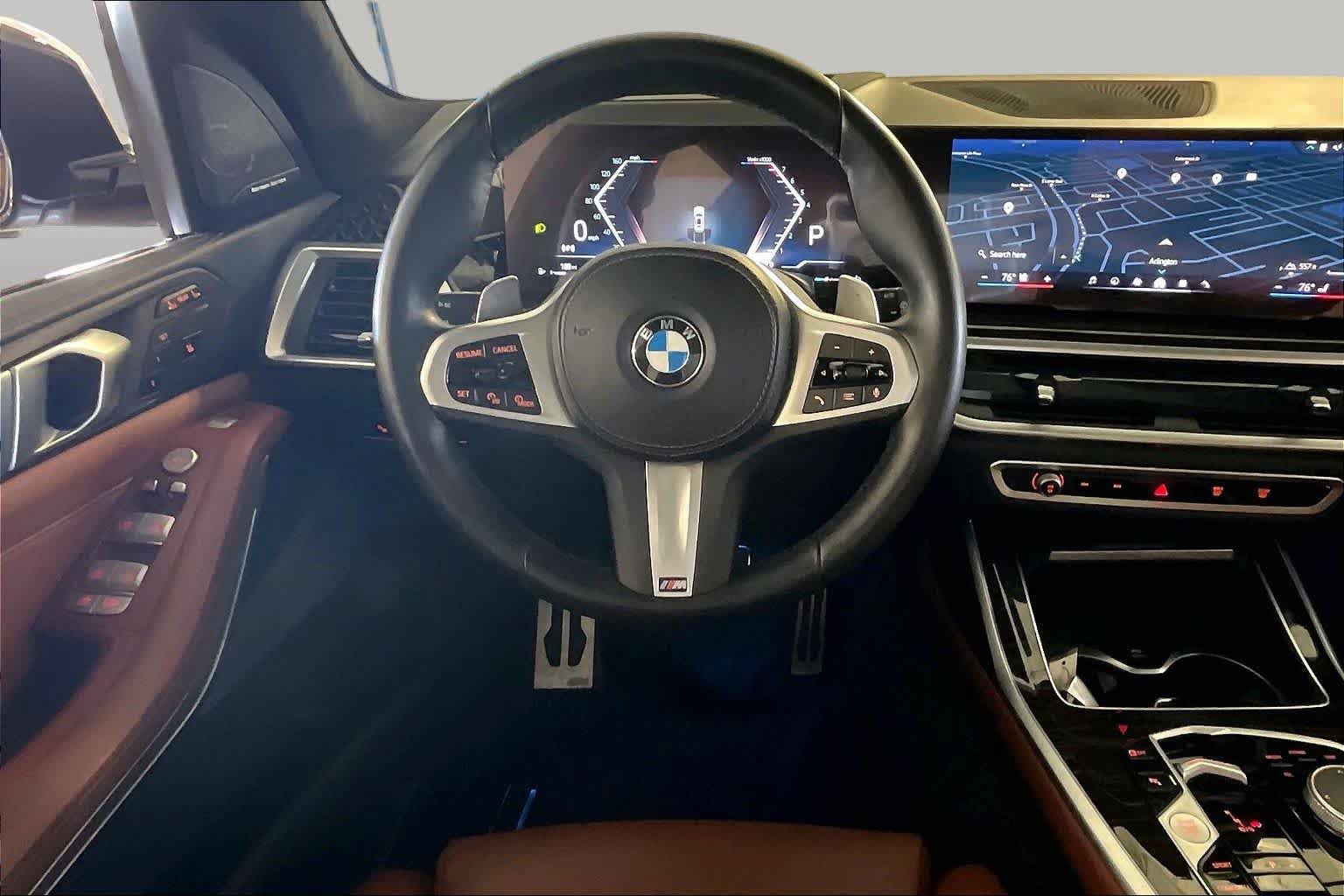 Used 2024 BMW X7 xDrive40i w/ M Sport Package AWD/4WD image 5