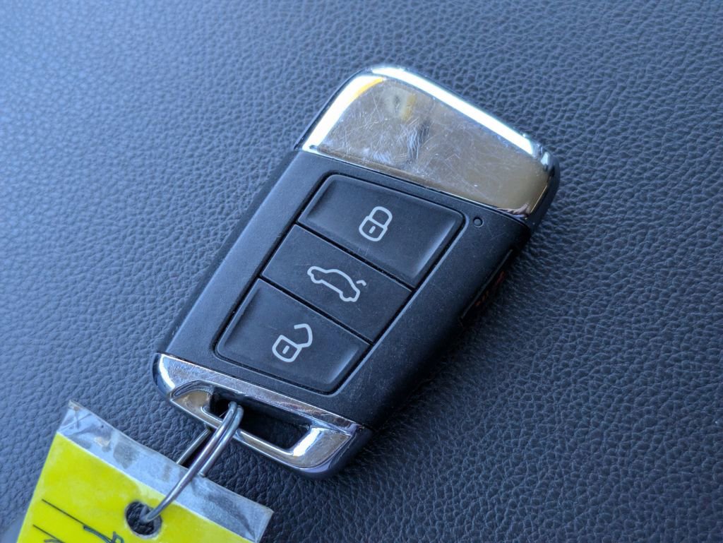 Used 2022 Volkswagen Atlas SE image 29