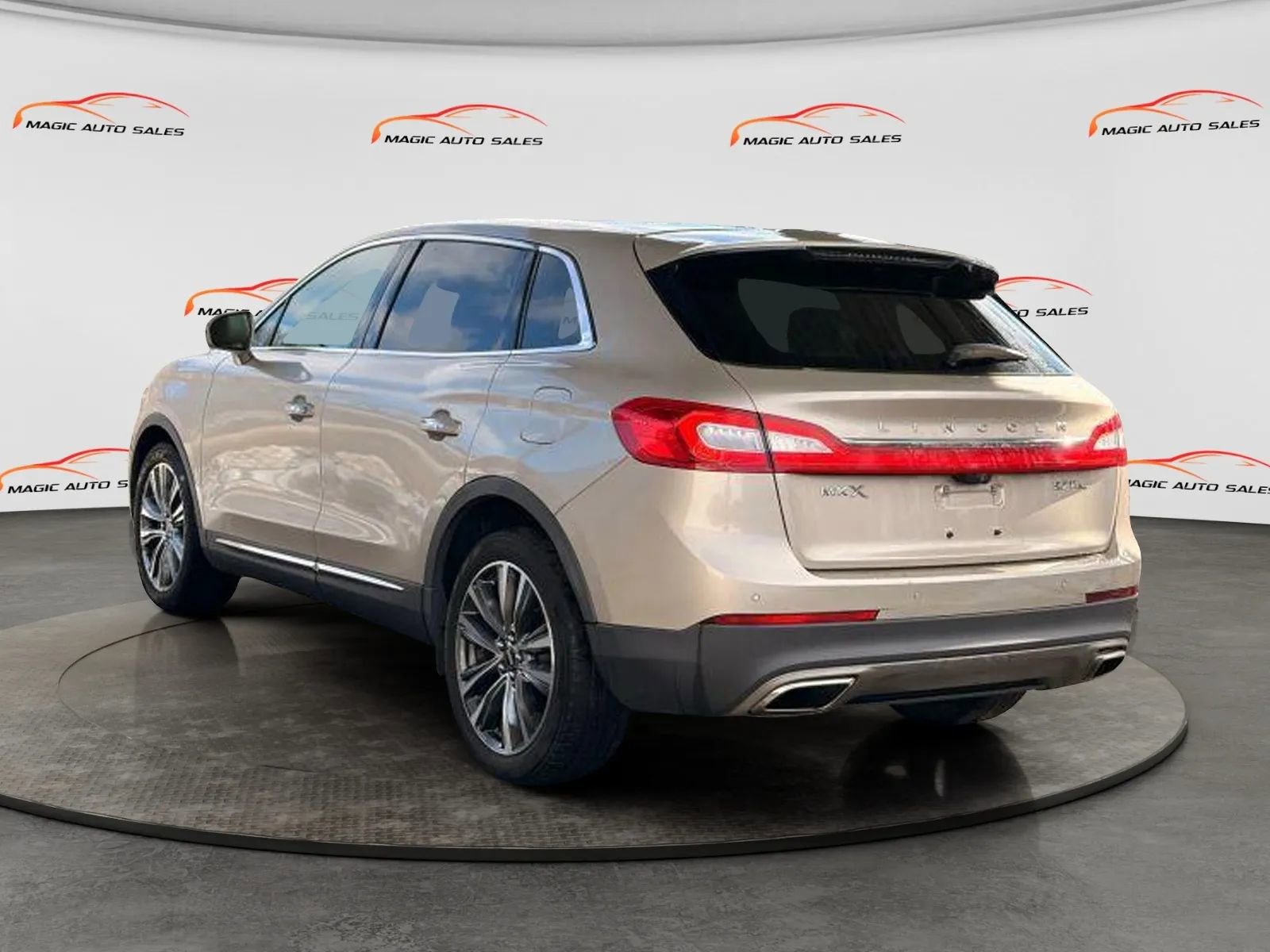 Used 2017 Lincoln MKX Reserve w/ Lincoln MKX Climate Package image 7