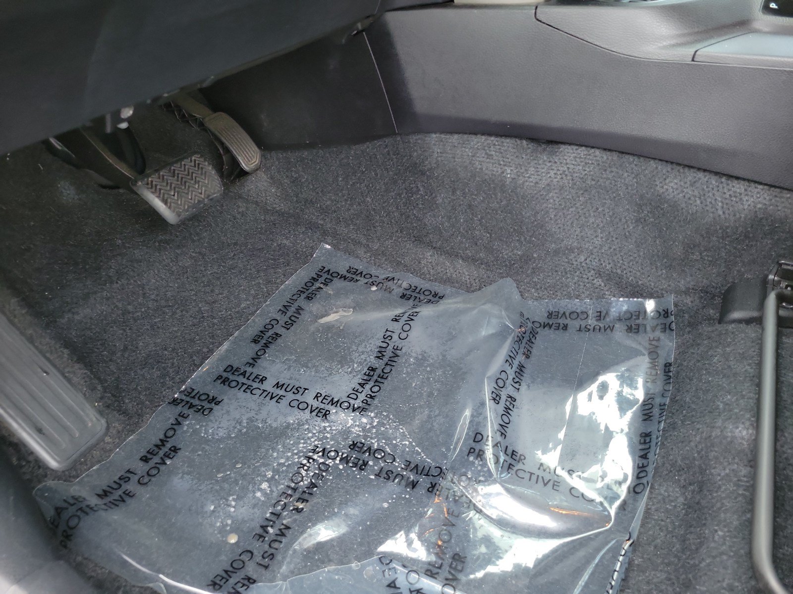 Used 2018 Toyota RAV4 XLE FWD image 16