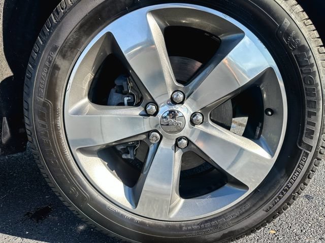 Used 2015 Jeep Grand Cherokee Altitude AWD/4WD image 11