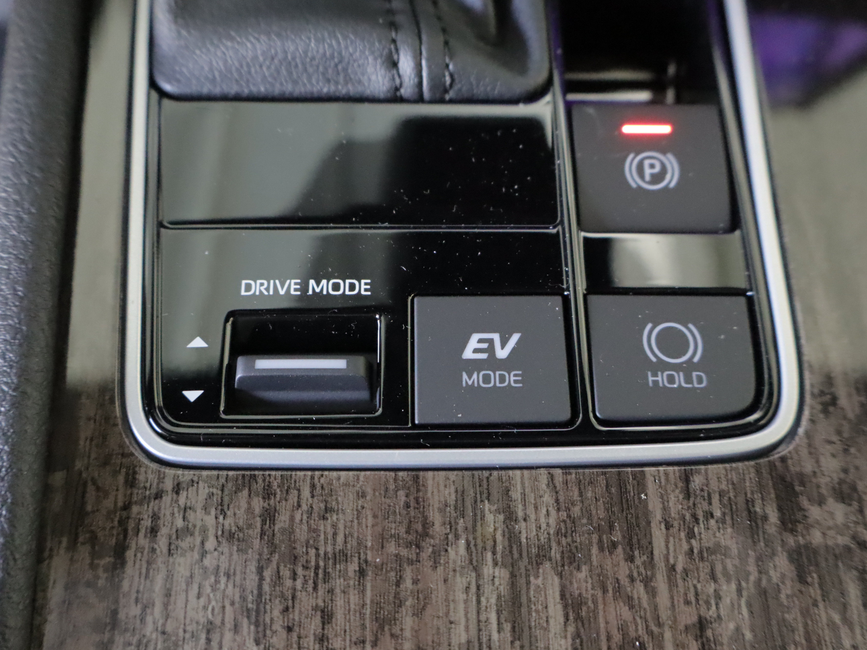 New 2026 Toyota Sienna Platinum AWD/4WD image 17