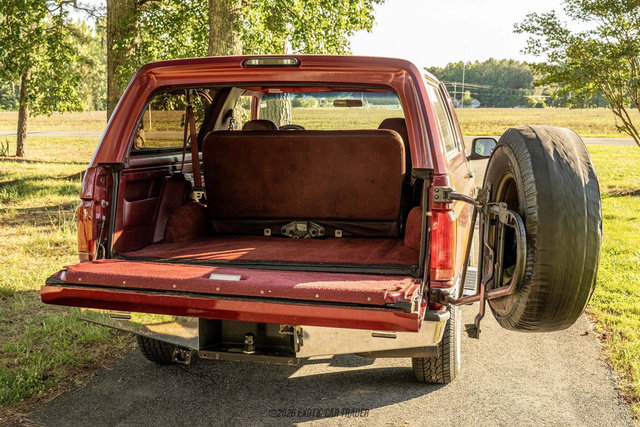 Used 1995 Ford Bronco XLT AWD/4WD image 13