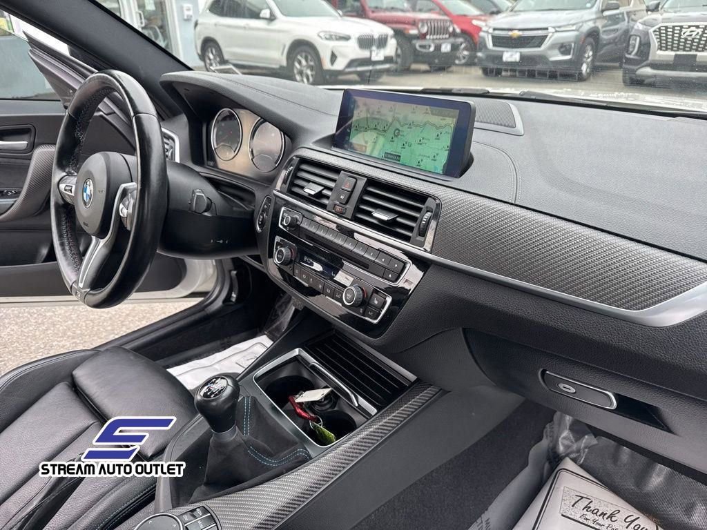 Used 2018 BMW M2 image 30
