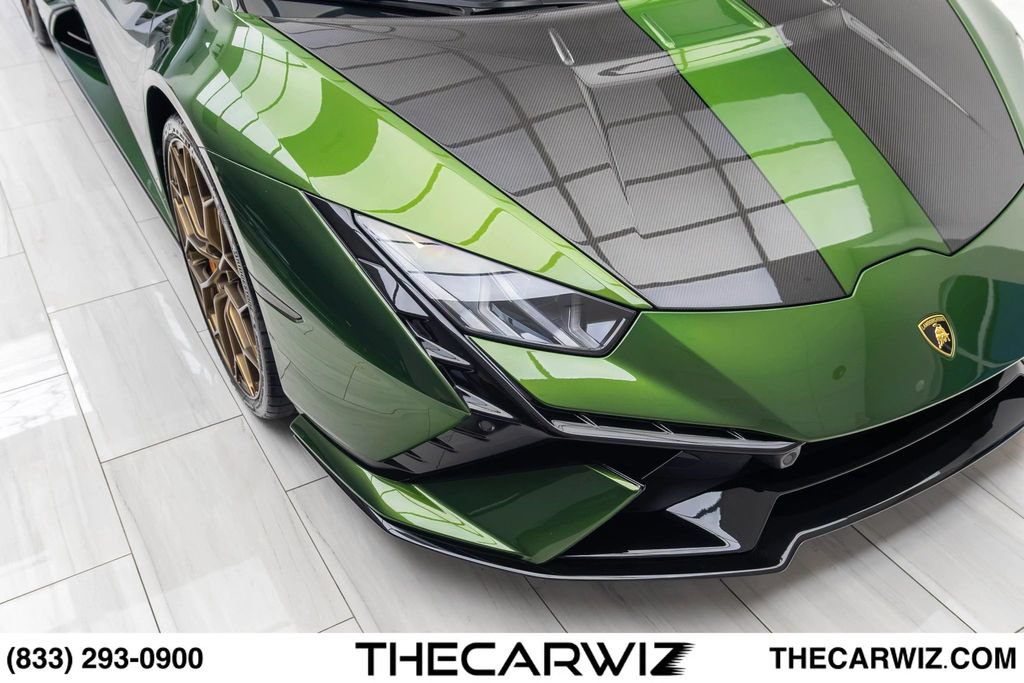 Used 2024 Lamborghini Huracan Tecnica RWD image 2
