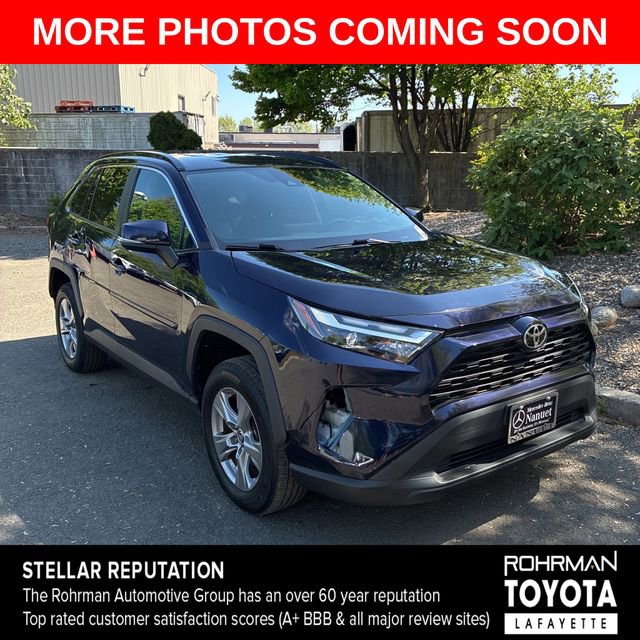 Used 2022 Toyota RAV4 XLE AWD/4WD image 7