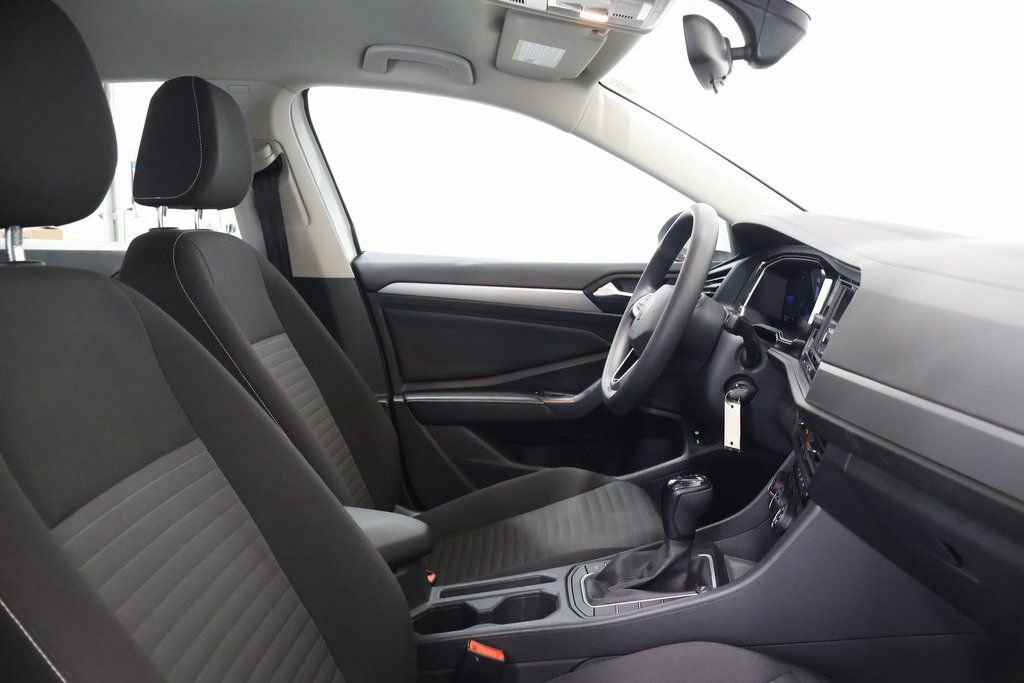Certified 2023 Volkswagen Jetta S image 21