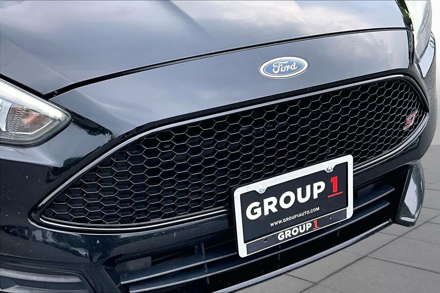 Used 2016 Ford Focus ST FWD image 30