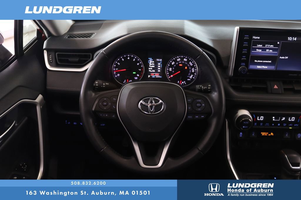 Used 2020 Toyota RAV4 XLE w/ Convenience Package image 16