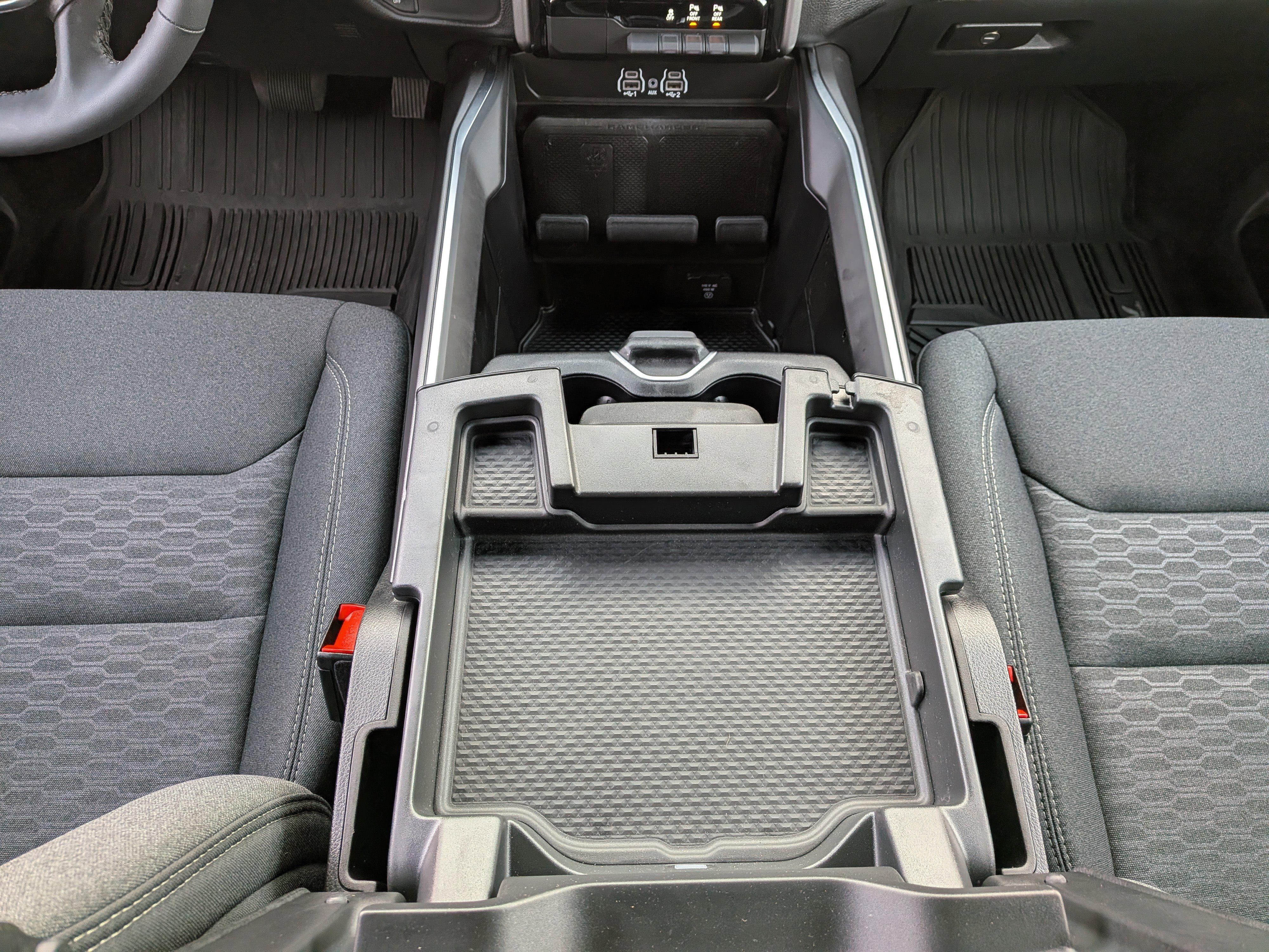 Used 2025 RAM 1500 Big Horn image 35