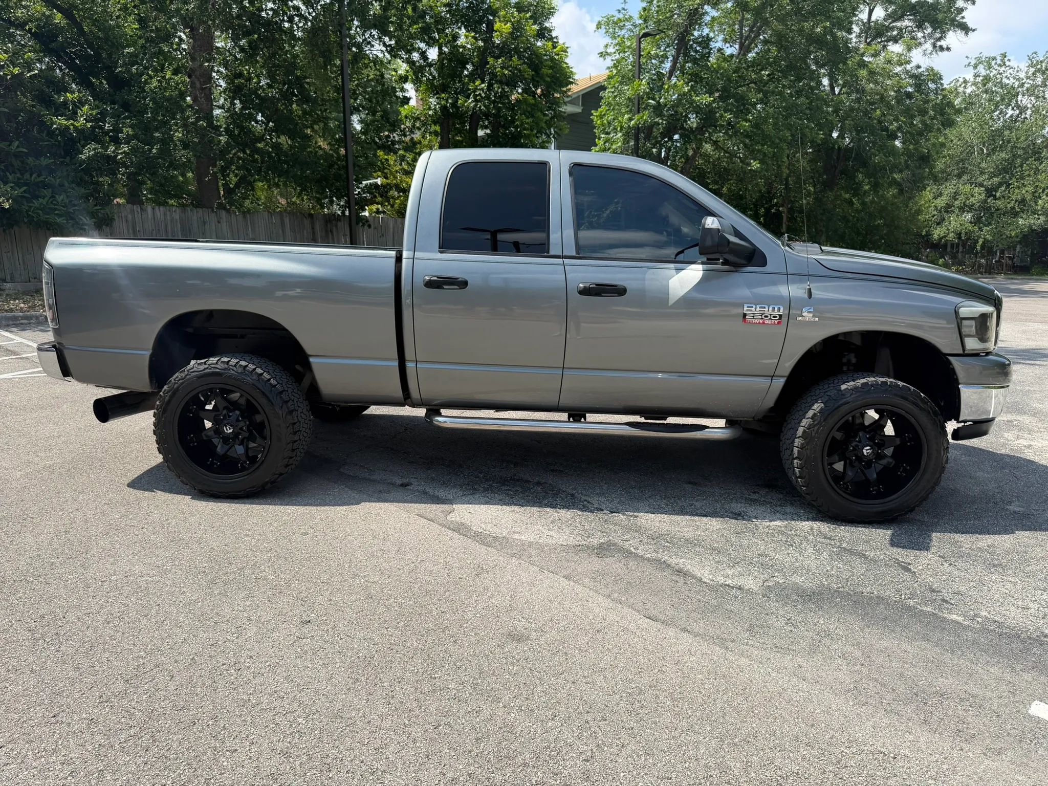 Used 2009 Dodge Ram 2500 Truck SLT w/ Trailer Tow Group AWD/4WD image 4