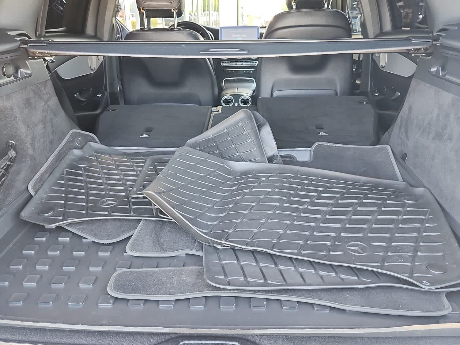 Used 2021 Mercedes-Benz GLC 300 image 28