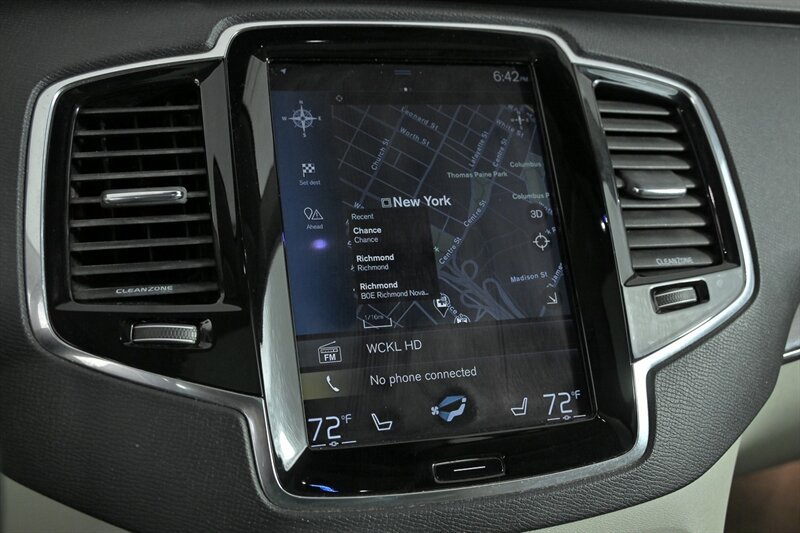 Used 2016 Volvo XC90 T6 Momentum w/ Momentum Plus Package AWD/4WD image 29