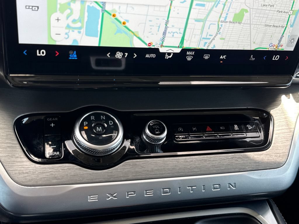Certified 2025 Ford Expedition Max Platinum AWD/4WD image 26