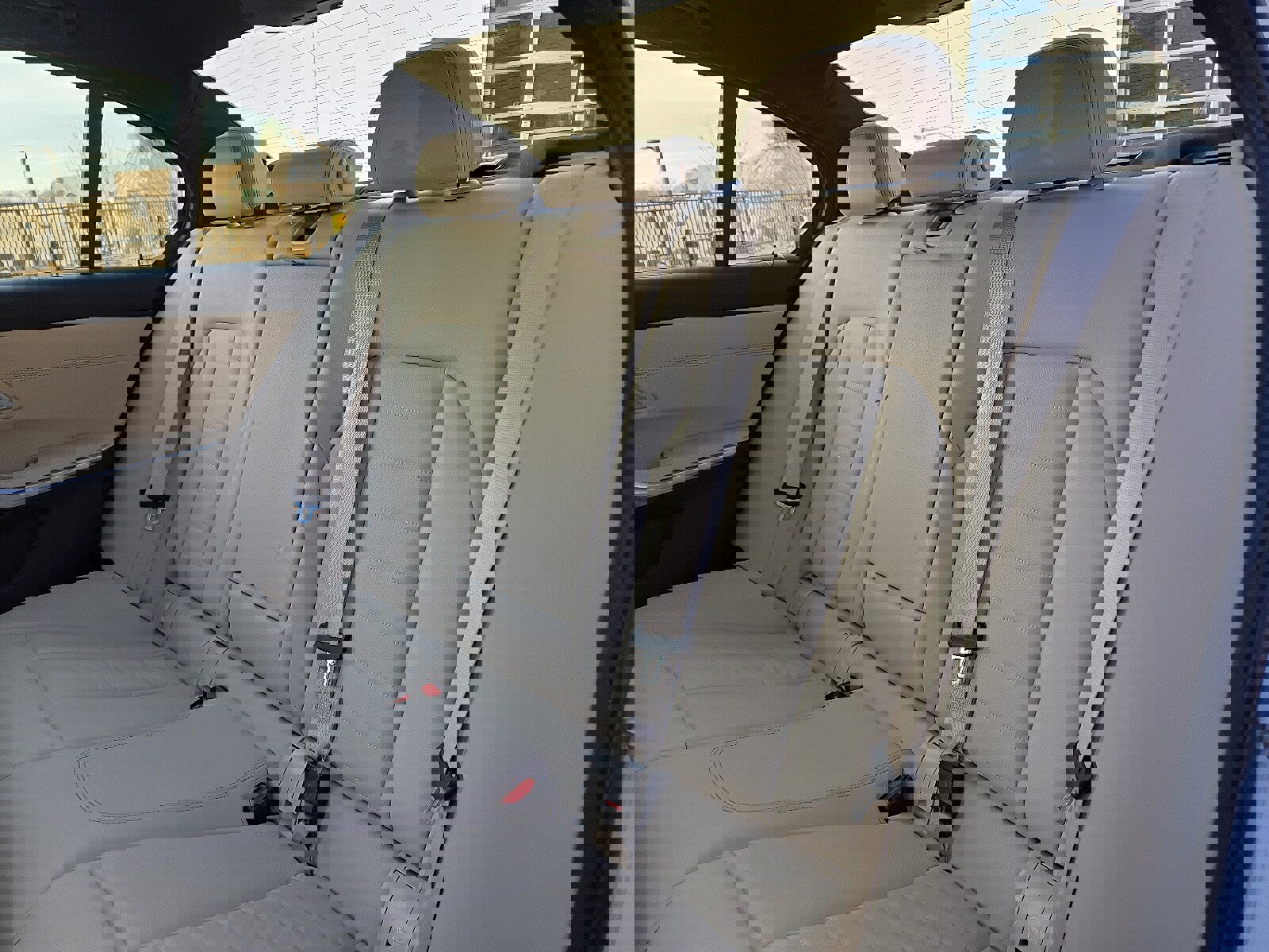 Used 2021 BMW 330i xDrive Sedan w/ M Sport Package image 11