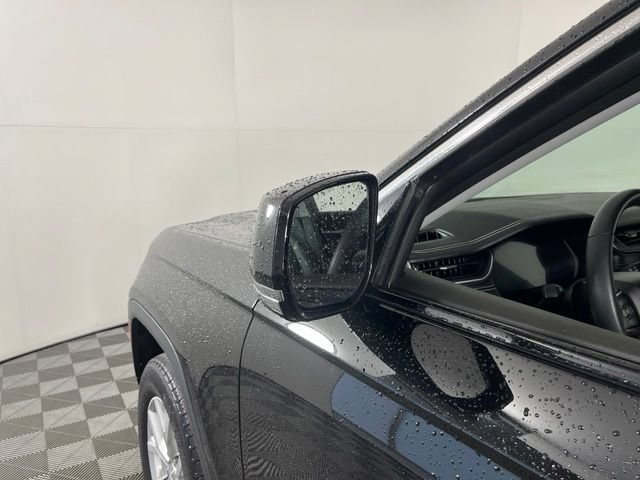 Used 2023 Jeep Grand Cherokee L Limited AWD/4WD image 14