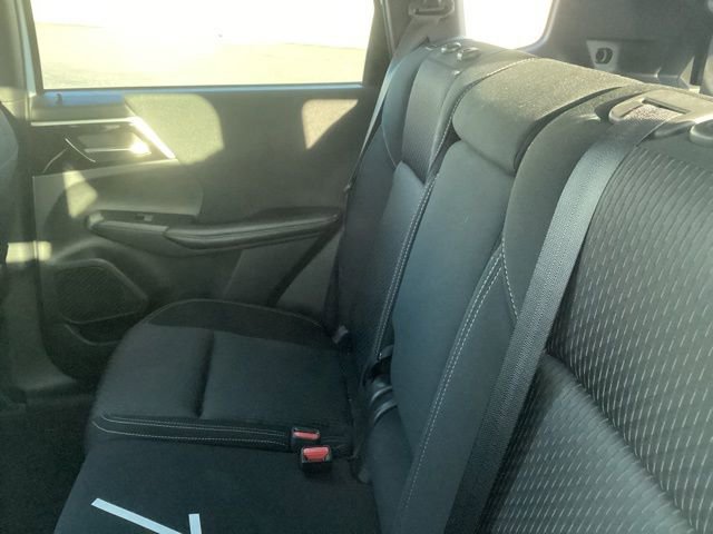 Used 2022 Mitsubishi Outlander ES image 12