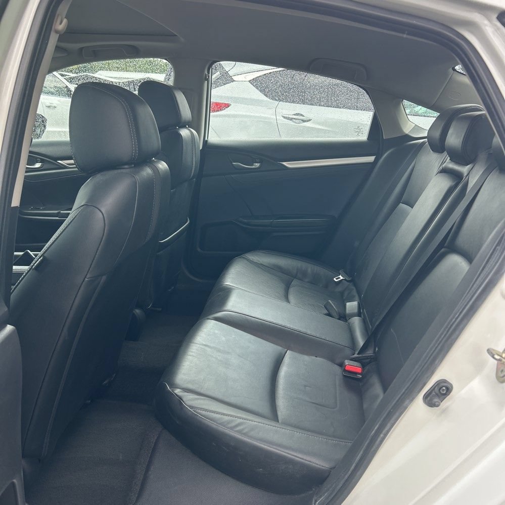Used 2019 Honda Civic EX-L image 9
