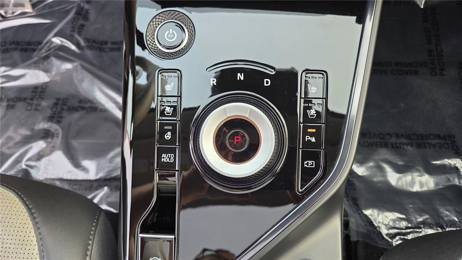 Certified 2024 Kia Niro Wave w/ Wave Preserve Package FWD image 25