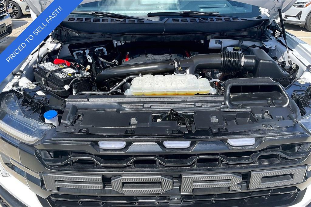Used 2025 Ford F150 Raptor AWD/4WD image 13