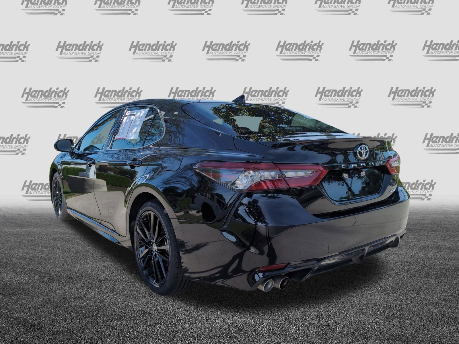 Used 2024 Toyota Camry XSE FWD image 7