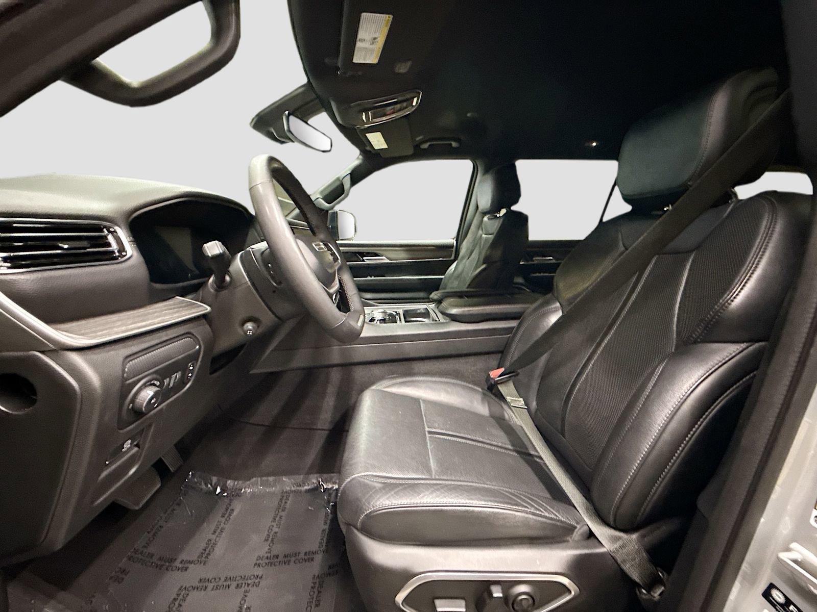 Used 2024 Jeep Wagoneer Series II image 24