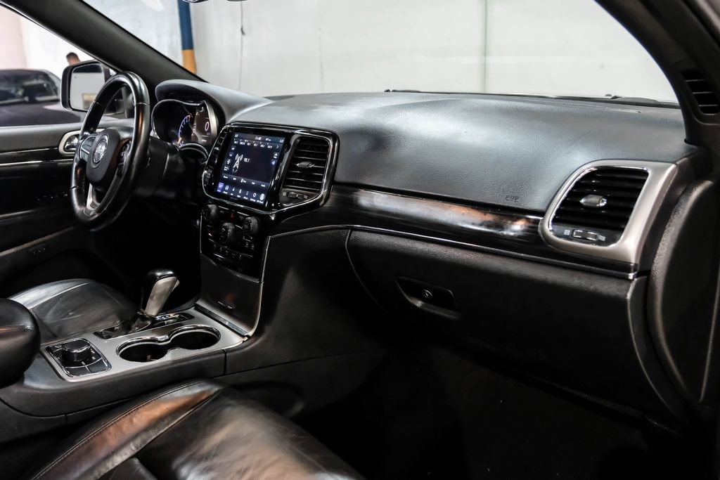 Used 2021 Jeep Grand Cherokee Limited AWD/4WD image 15
