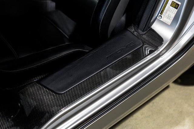 Used 2011 Mercedes-Benz SLS AMG Coupe image 39