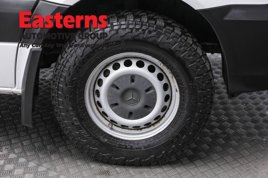 Used 2017 Mercedes-Benz Sprinter 144 Cargo image 28