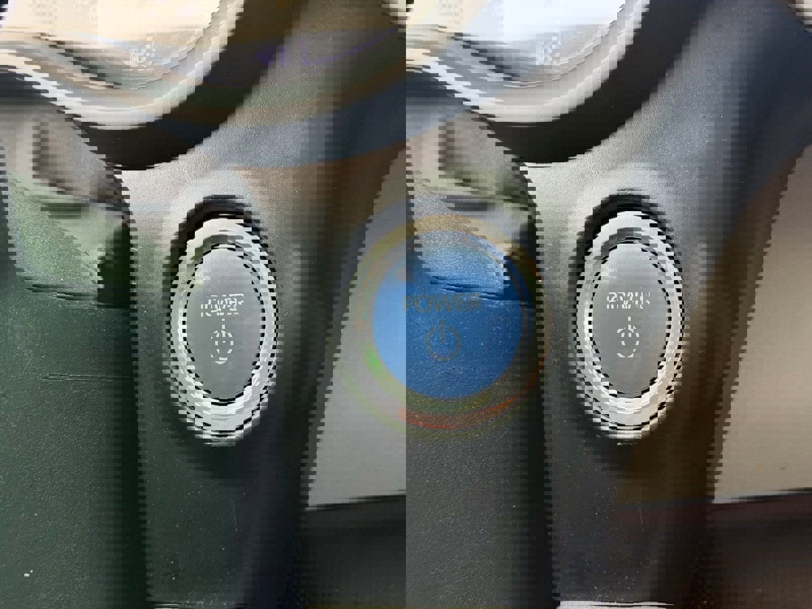 Used 2023 Toyota Sienna LE image 32