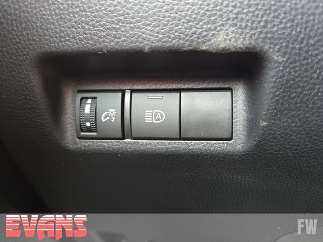 Used 2024 Toyota RAV4 LE AWD/4WD image 15