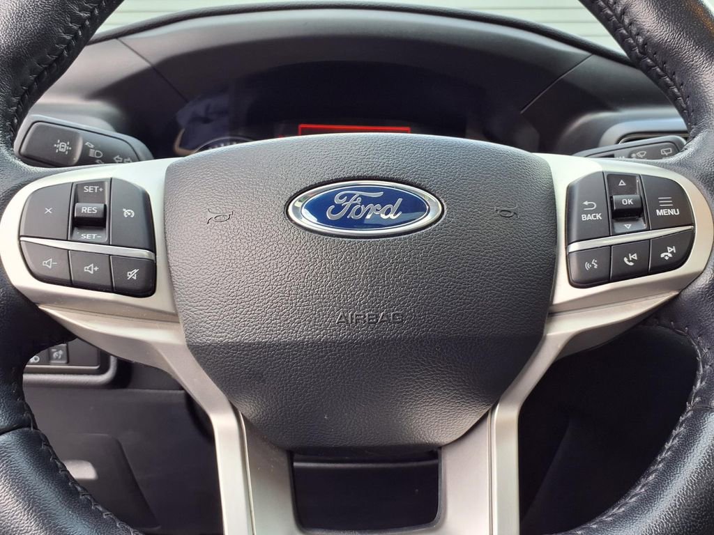 Used 2023 Ford Explorer XLT w/ Equipment Group 202A image 17