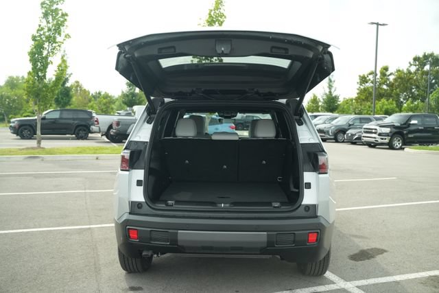 New 2026 Jeep Cherokee Limited AWD/4WD image 15