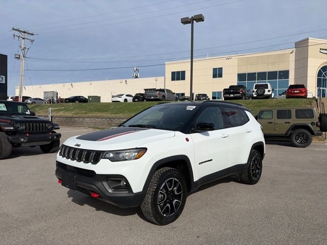 New 2026 Jeep Compass Trailhawk image 12