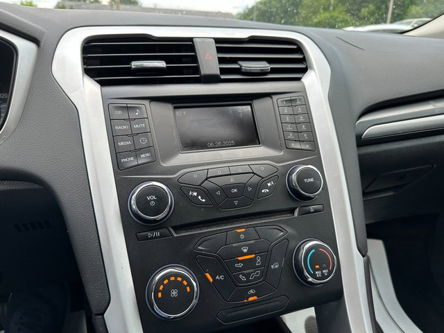 Used 2015 Ford Fusion S image 16