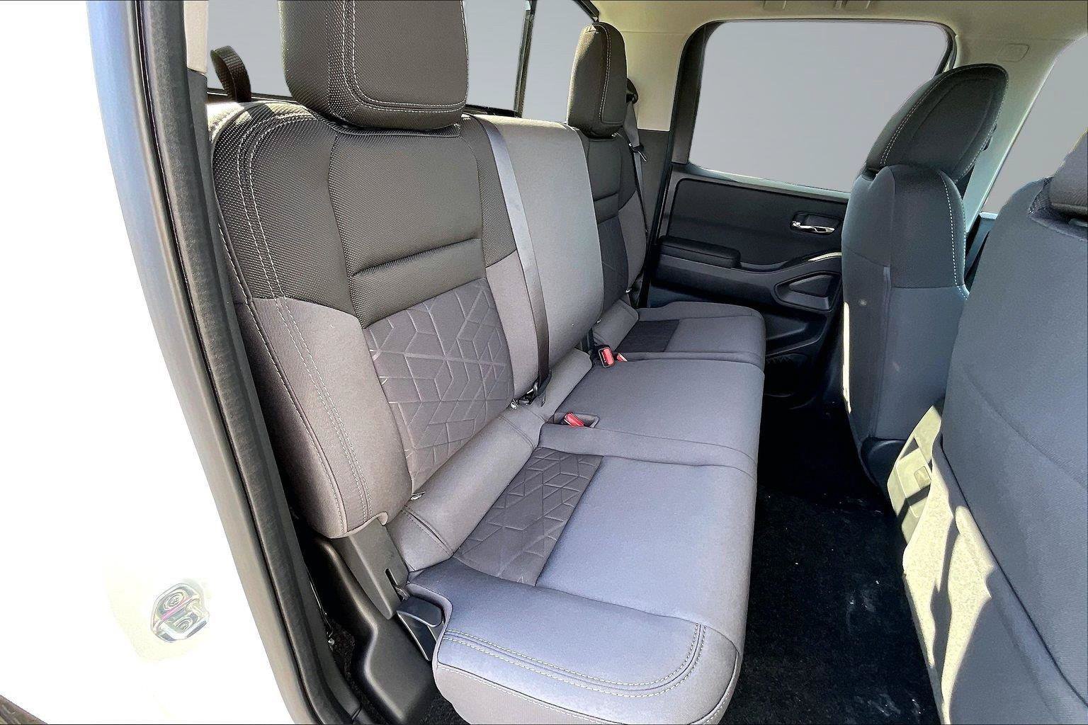 New 2027 Nissan Frontier SV AWD/4WD image 10