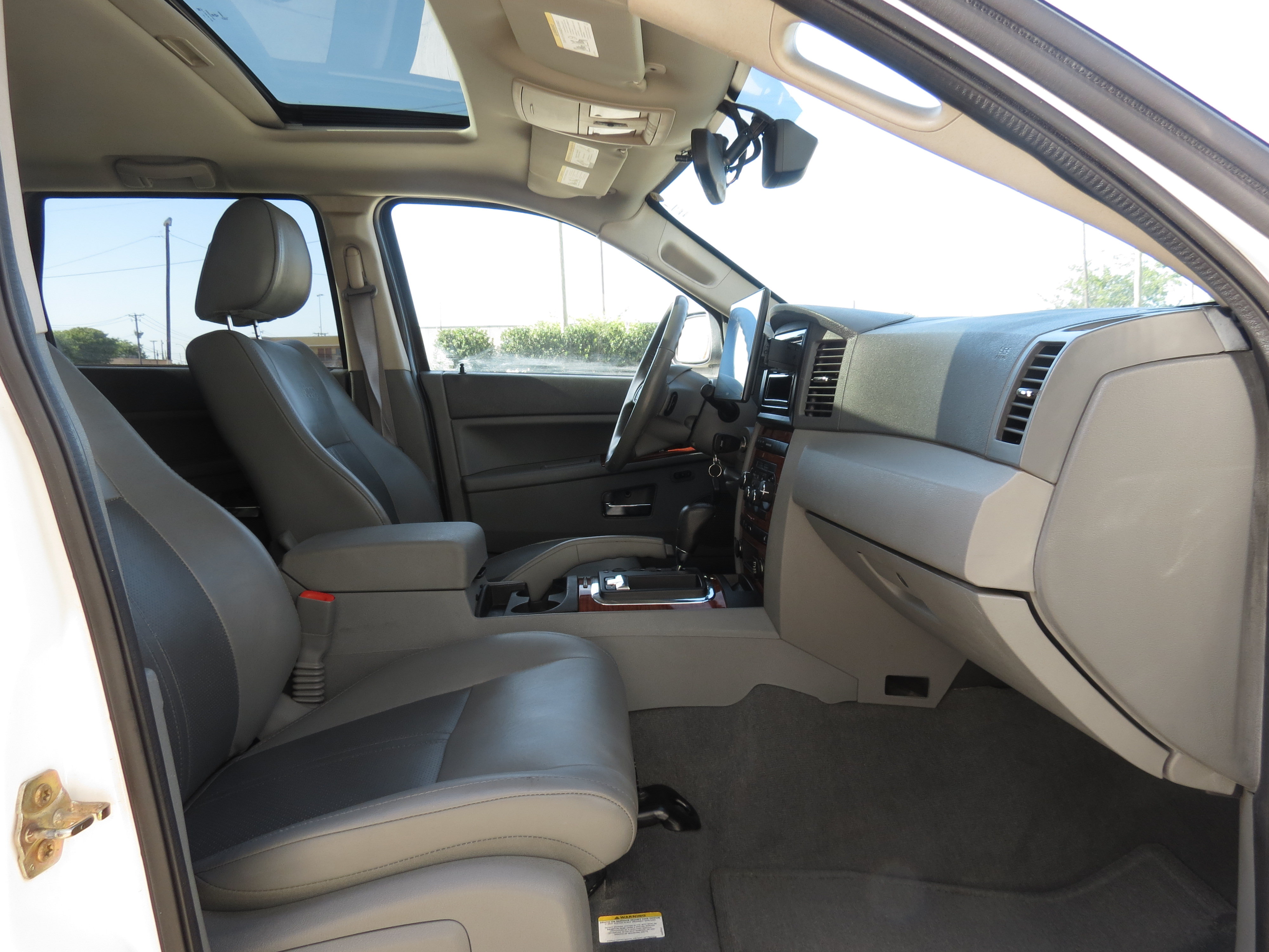 Used 2005 Jeep Grand Cherokee Limited AWD/4WD image 29