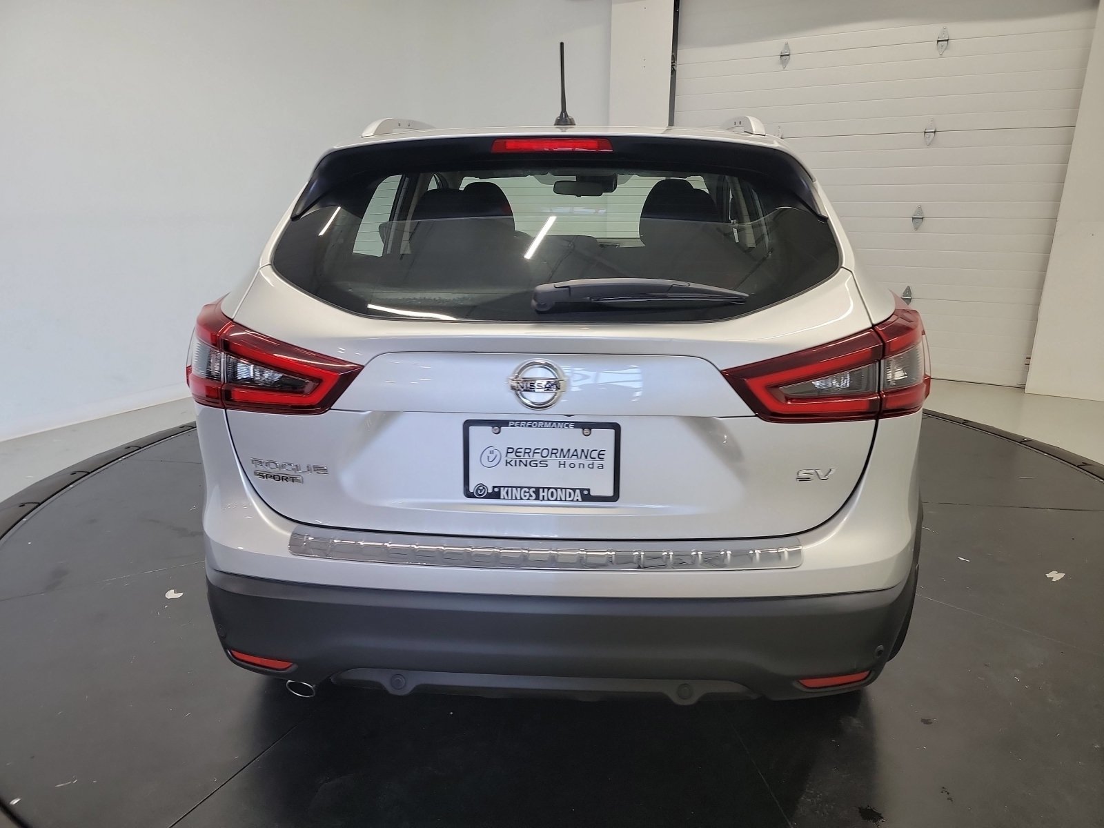 Used 2021 Nissan Rogue Sport SV FWD image 8