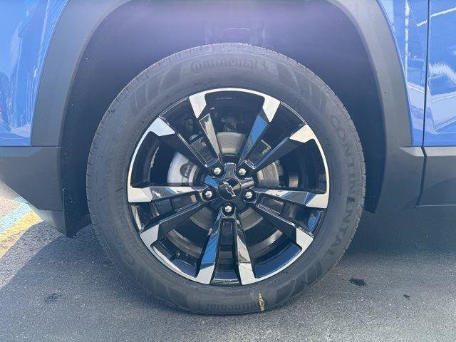 New 2026 Chevrolet Equinox RS w/ LPO, Floor Liner Package image 7